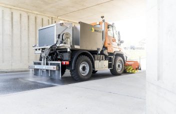 Unimog mit ecotech, Multiwash