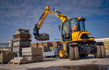 JCB Hydradig mit Pallettengabel