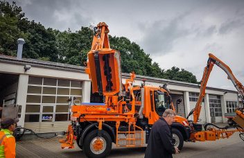 Mähtage bei Henne, mit Partner Mulag