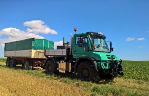 Agrartraining mit Unimog