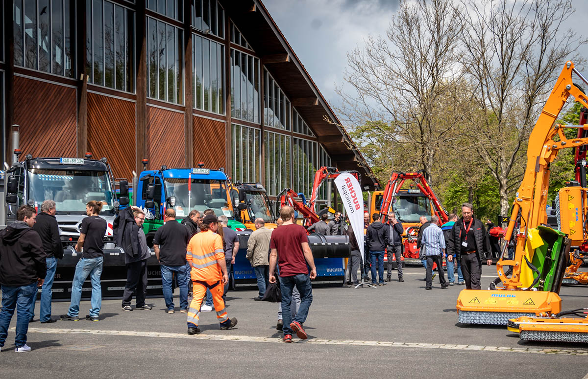 Kommunaltag mit Fahrzeugpräsentation