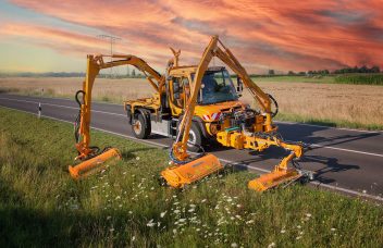 Werde Verkaufsleiter bei uns! Unimog U 527 mit Mulag Mähkombination