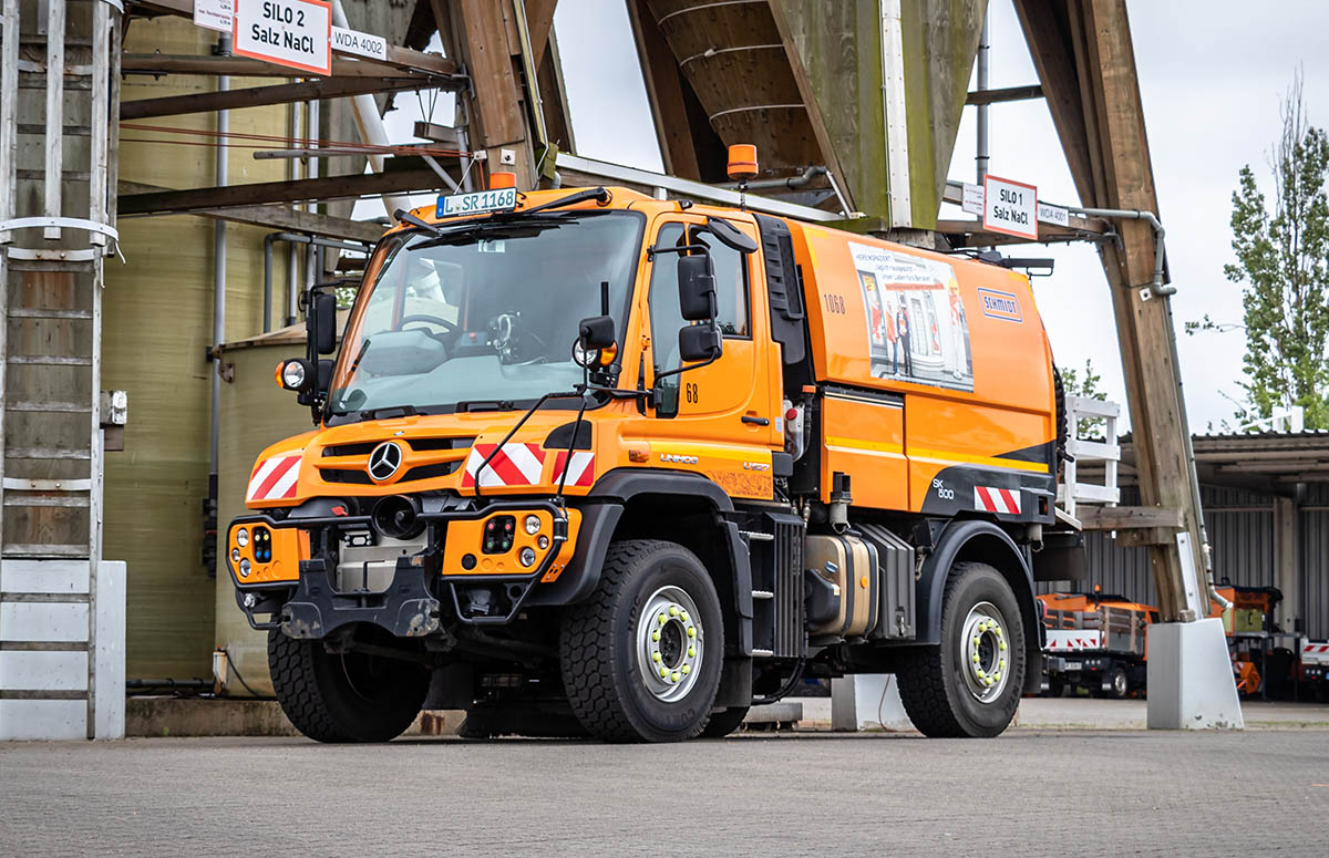 Unimog Aufbaukehrmaschine