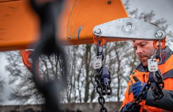 U 530 ausgestattet mit Jotha Absetzkipp-Aufbau