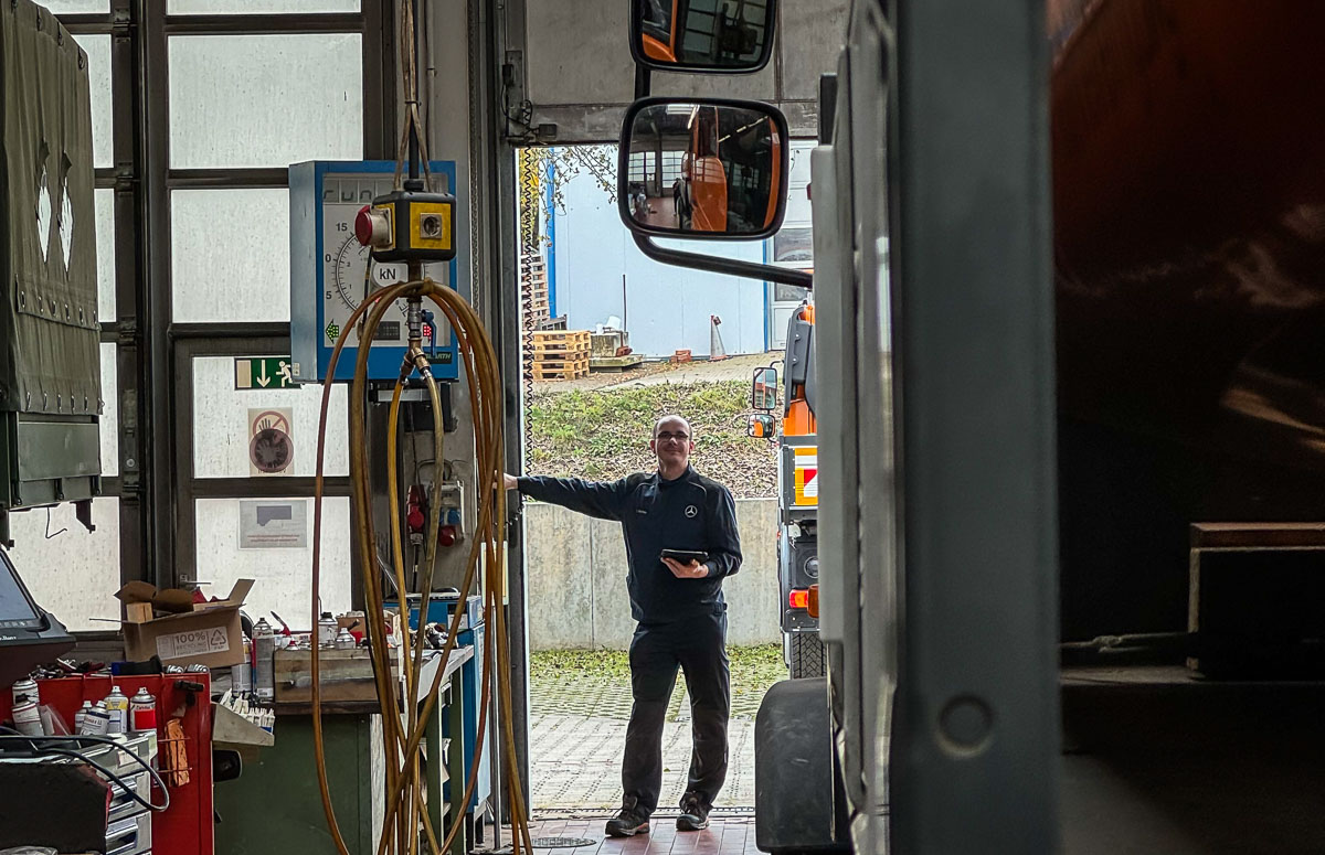 Henne Werkstatt am Servicetag in Kesseldorf