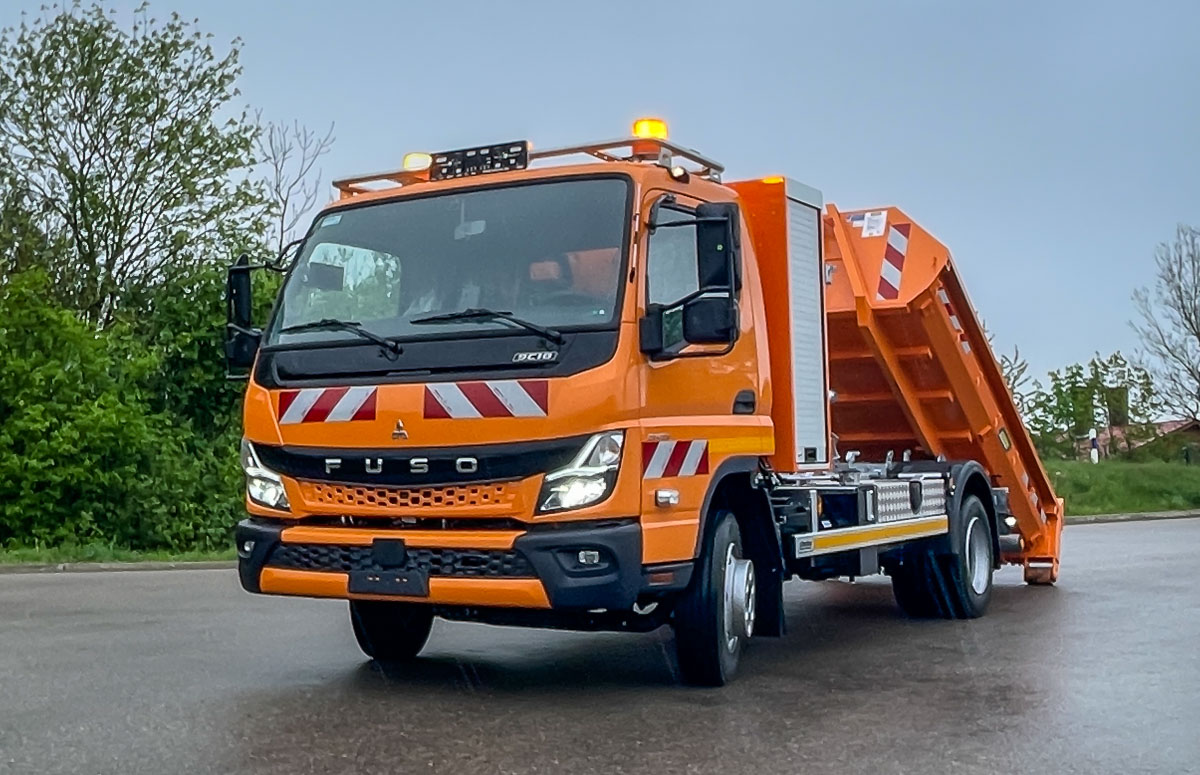 FUSO Canter