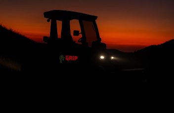 Weltneuheit bei HENNE: der Vollelektrische e-Grip